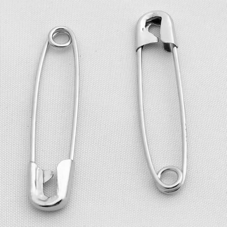 Laundry Spec Safety Pins